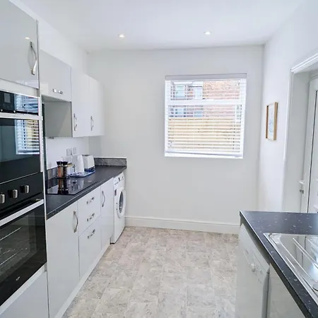 Holiday home Sea Breeze House