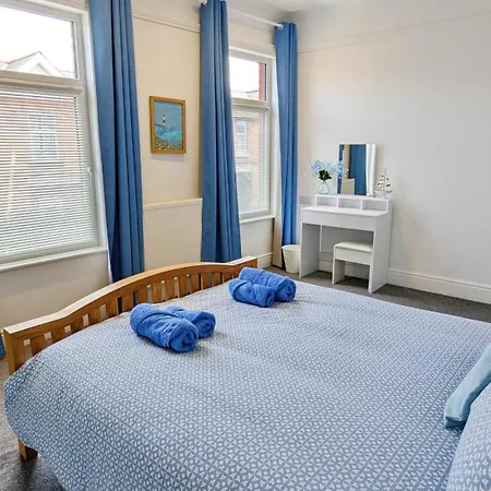 Holiday home Sea Breeze House